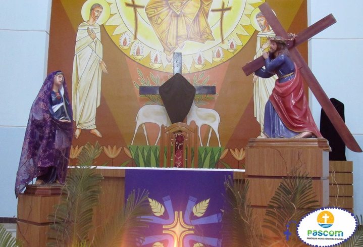 Com contrição meditou-se as Setes Palavras pronunciadas por Jesus Cristo