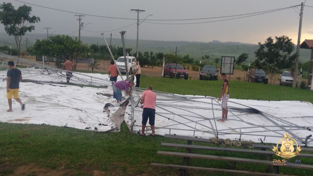 Ventania causa estragos no Santuário Jesus Misericordioso